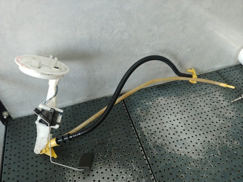 Pompa transfer combustibil rezervor 2.0 tdi cfg audi q3 8u 5no919673q