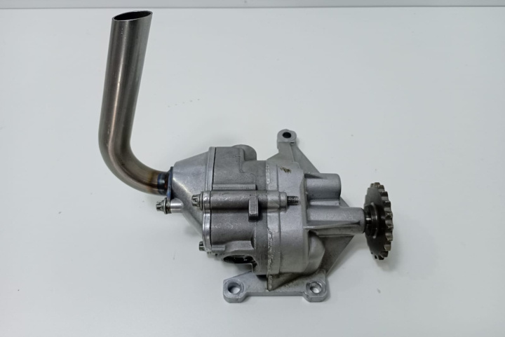 Pompa ulei 6111810201 Mercedes-Benz C-Class W203 [2000 - 2004]