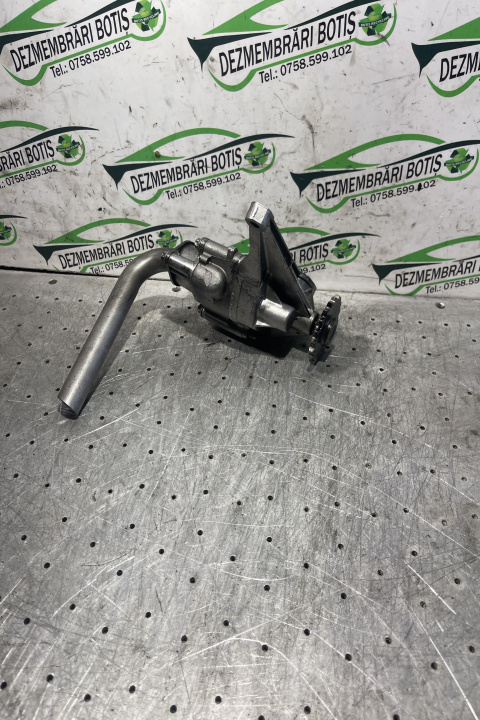 Pompa ulei A 646 181 02 47 Mercedes-Benz Sprinter 2 906 [2006 - 2013] Autoutilitara duba 5-usi 2.2 CDI MT (109 hp)