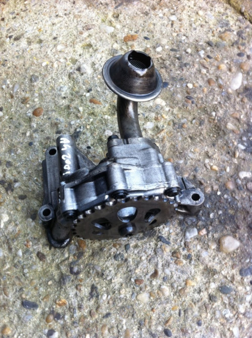 Pompa ulei Audi A4 B6 [2000 - 2005] Sedan 1.9 TDI 5MT (130 hp) SE 1.9 TDI AWX