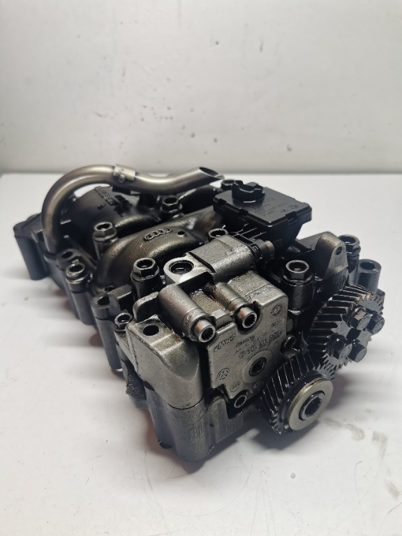 Pompa ulei Audi A6 A4 B7 B8 2.0 Tdi VW Passat 03G115105C 03G103537B