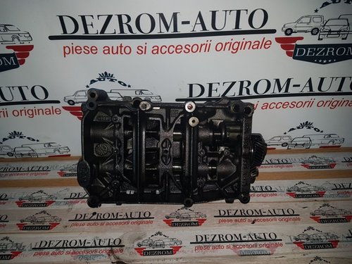 Pompa ulei cu balansoare 03l103537 audi A5 8T 2.0 tdi cglc 177 cai