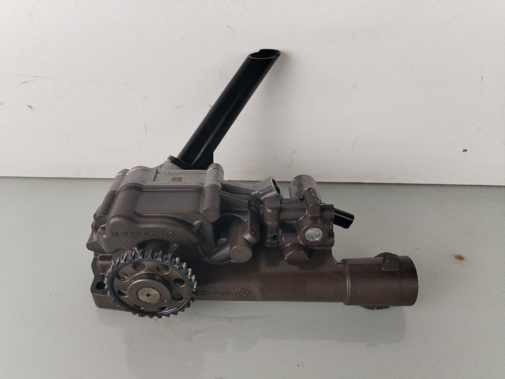 Pompa ulei Mercedes A Class W176 1.6B R2701810501