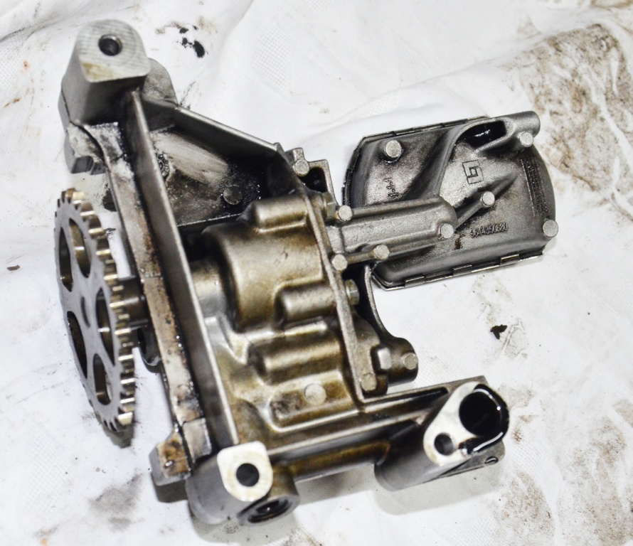 Pompa ulei Peugeot 407 307 406 607 807 /Ct C5 C4 2.0 hdi rhr 100kw