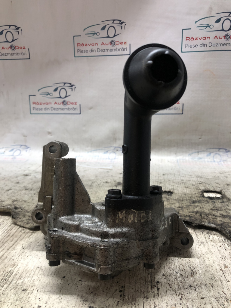 Pompa ulei Volkswagen Golf 5 2006, 038115105C
