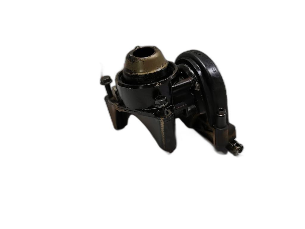 Pompa ulei Volkswagen Polo (9N3) Hatchback 1.2 BZG 2009 VOLKSWAGEN POLO (9N_) [ 2001 - 2012 ] OEM 03D103669B