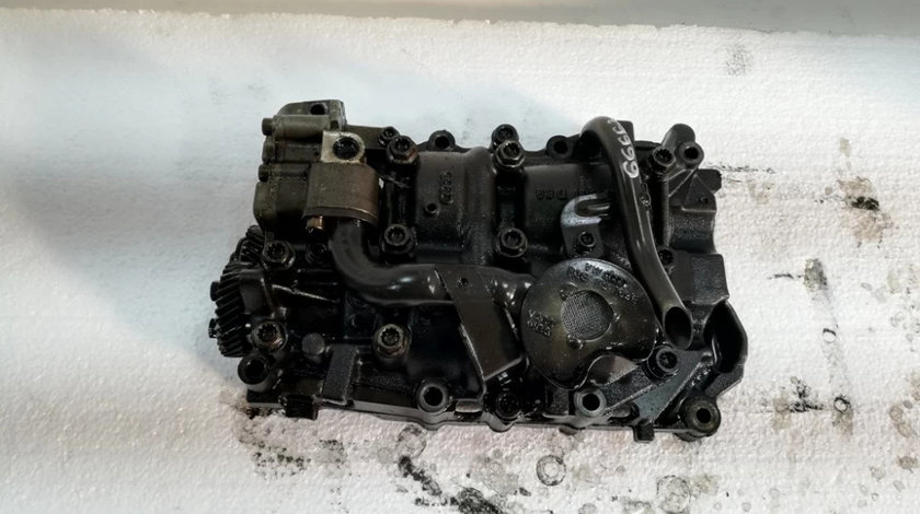 Pompa ulei Vw Passat B6 2L cod motor CBAB EURO 5