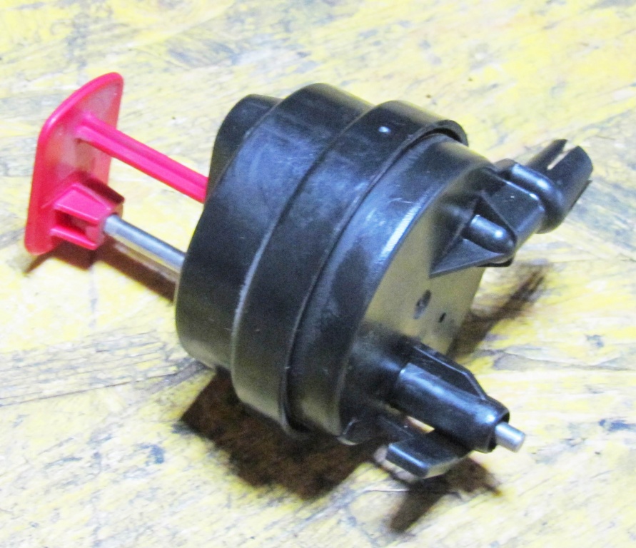 POMPA VACCUM USITA REZERVOR W210 MERCEDES W210 1998