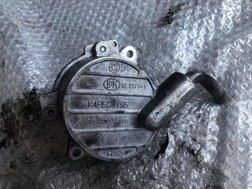 Pompa vacum mercedes c-class w203 2.7cdi a611230065