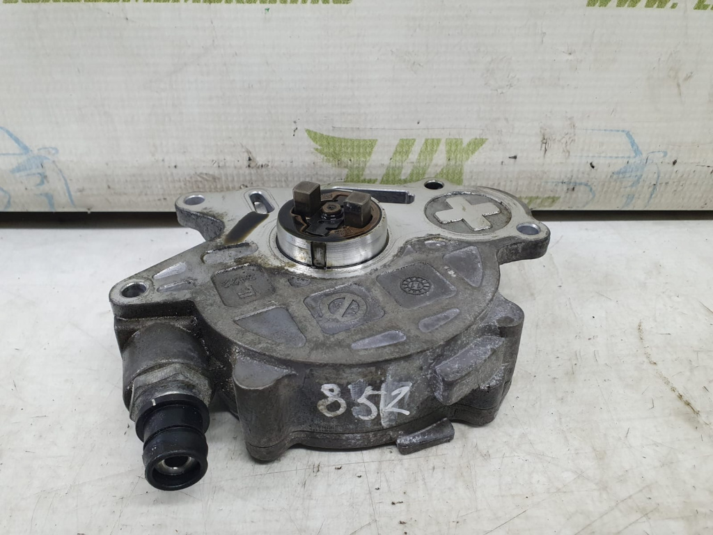 Pompa vacuum 03L145100 1.6 tdi CAYC Audi A3 8P/8PA [2th facelift] [2008 - 2013]