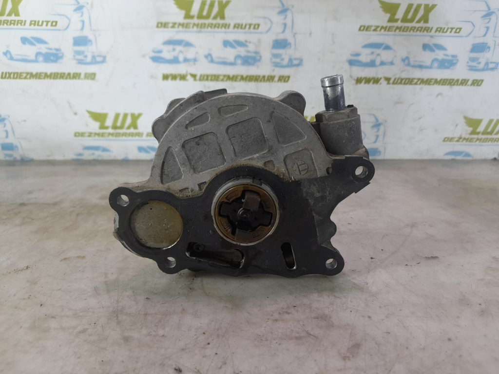 Pompa vacuum 03L145100 2.0 tdi CBAB Audi A3 8P/8PA [facelift] [2004 - 2008]