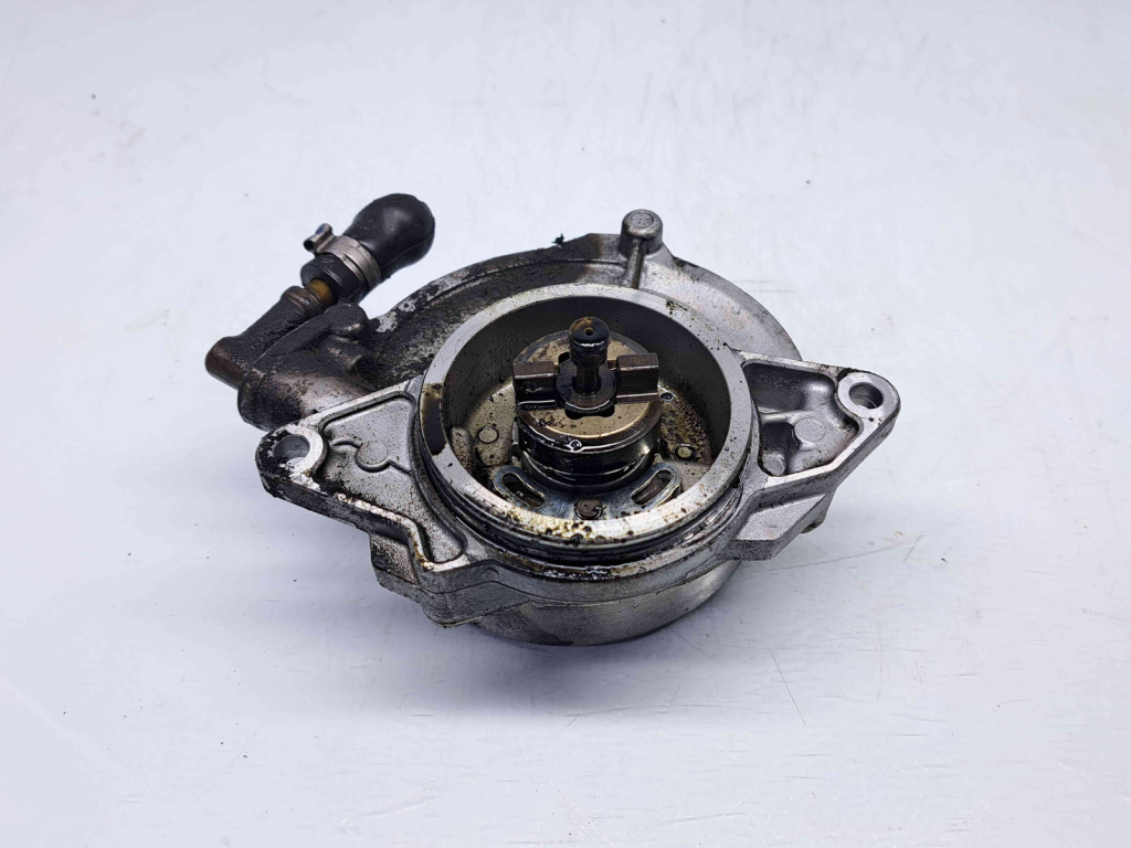 Pompa vacuum, 057145100AF, Audi A6 (4F2, C6) 3.0 tdi