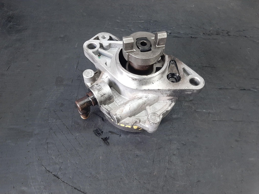 Pompa vacuum 1.3 d multijet 188a9000 fiat idea punto lancia musa 73501358