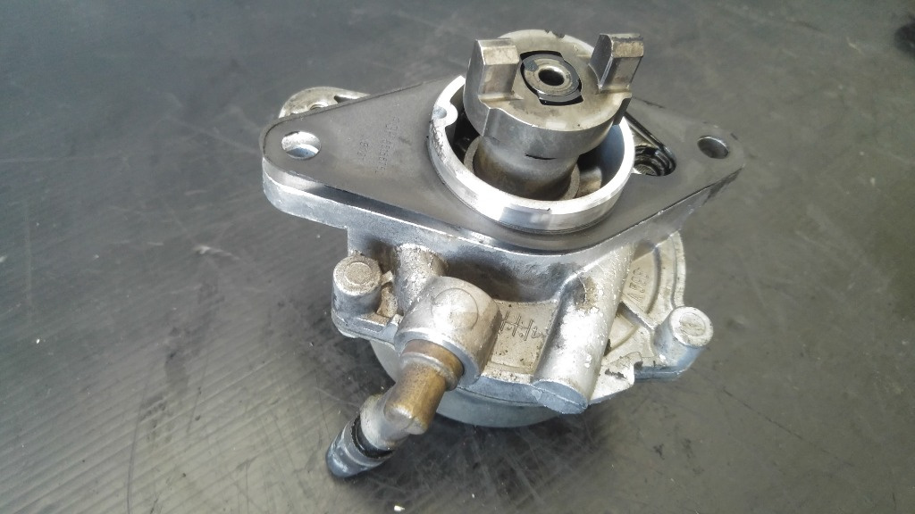 Pompa vacuum 1.3 d multijet 188a9000 fiat punto 73501358