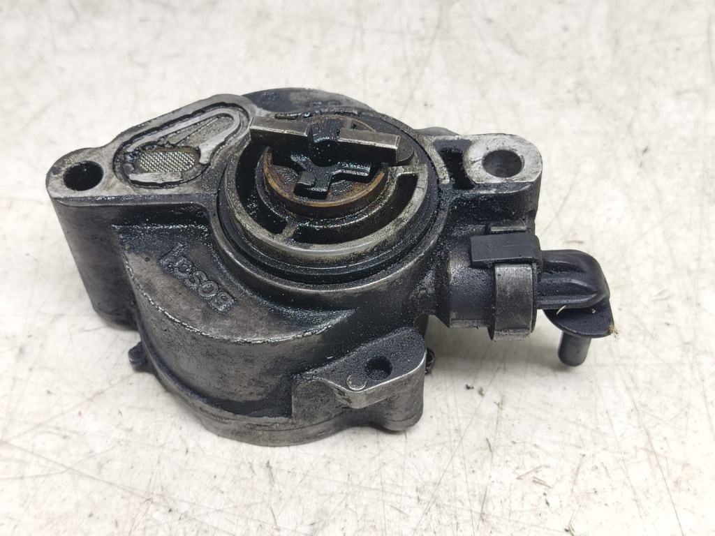 Pompa vacuum 1.6 hdi D1562c1 Ford Focus 2 [2004 - 2008]