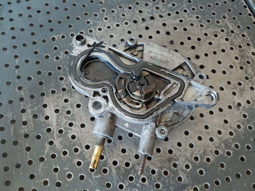 Pompa vacuum 1.7 cdti a17dtr opel astra 