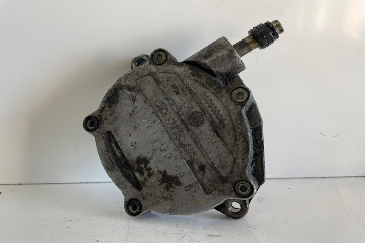 Pompa vacuum 1.8 compresor A2712300965 Mercedes-Benz CLK-Class C209/A209 [2002 - 2005]