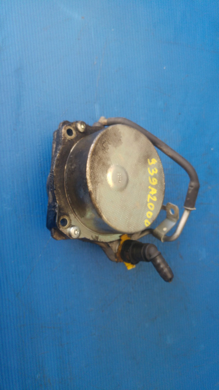 Pompa vacuum 1.9 jtdm 939a2000 alfa romeo 159 fiat croma 55188660