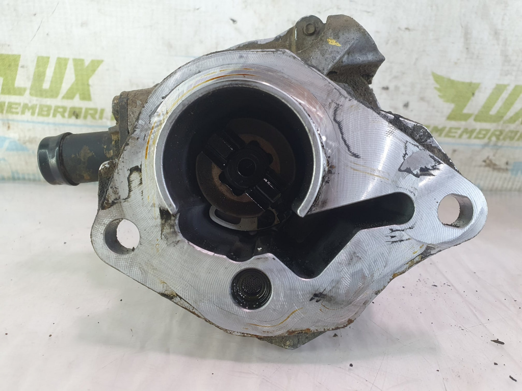 Pompa vacuum 146505272r 1.5 dci K9K858 Dacia Duster [facelift] [2013 - 2017] 1.5 dci K9K858