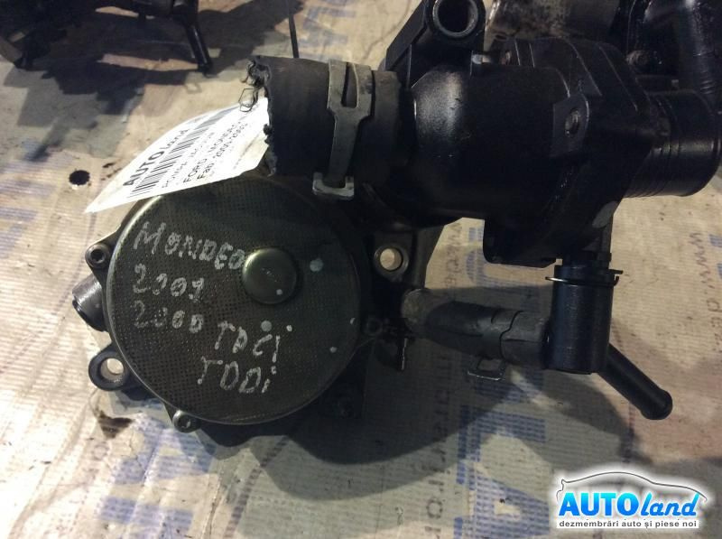 Pompa Vacuum 2.0 D cu Termostat Ford MONDEO III B5Y 2000-2003
