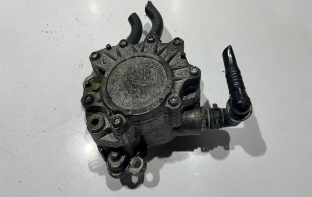 Pompa vacuum 2.0 tdi 03G145209C Audi A3 8P [2003 - 2005]