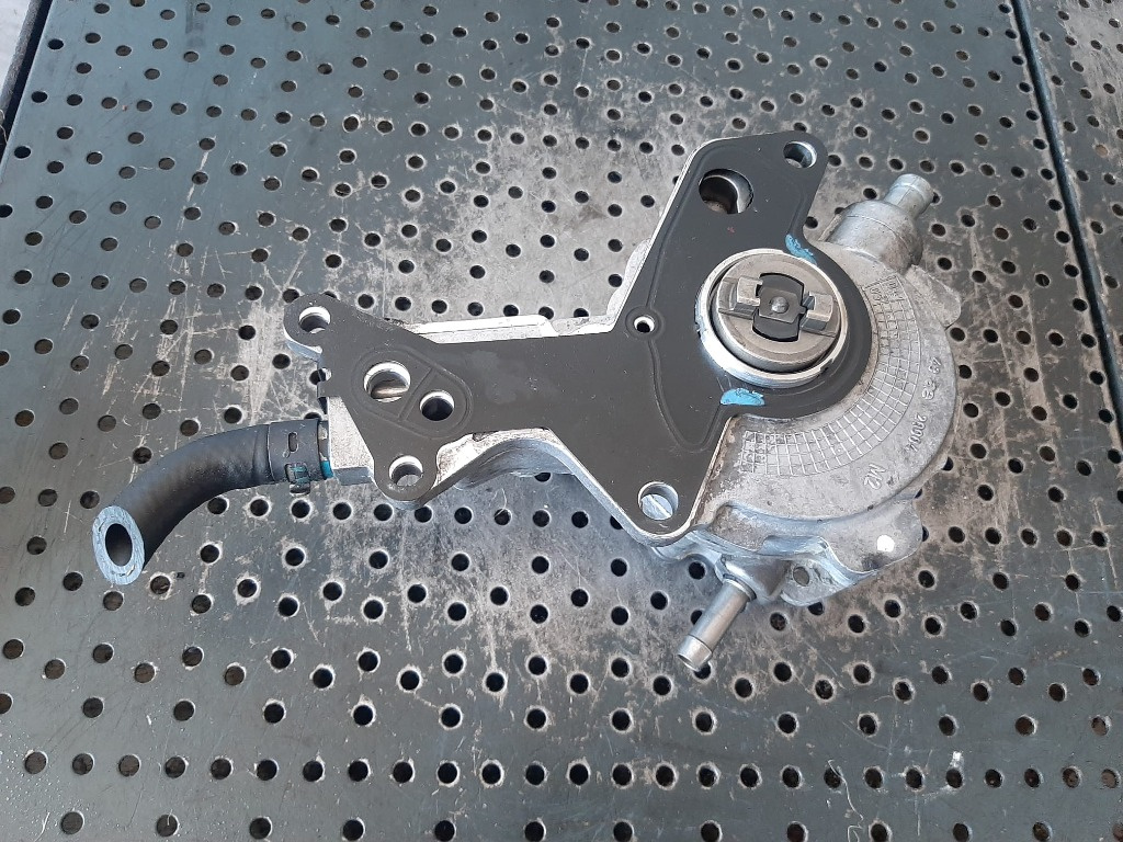 Pompa vacuum 2.0 tdi bmp vw passat b6 3c seat altea skoda fabia roomster superb audi a3 a4 038145209k