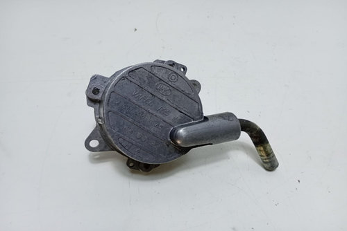 Pompa vacuum 2.2 cdi A6112300065 Mercedes-Benz C-Class W203 [2000 - 2004]