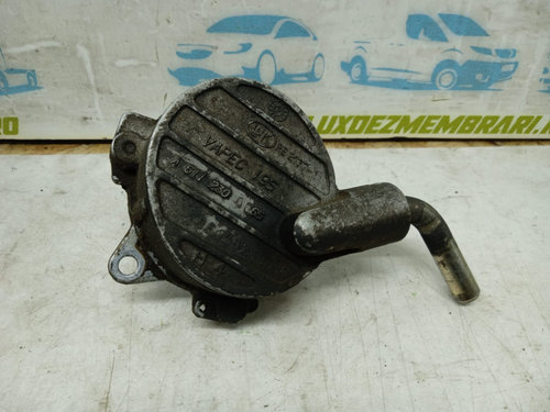 Pompa vacuum 2.2 cdi om611 a6112300065 Mercedes-Benz E-Class W210/S210 [facelift] [1999 - 2002]