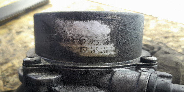 Pompa vacuum 2.7 TDI 057145100j Audi A6 