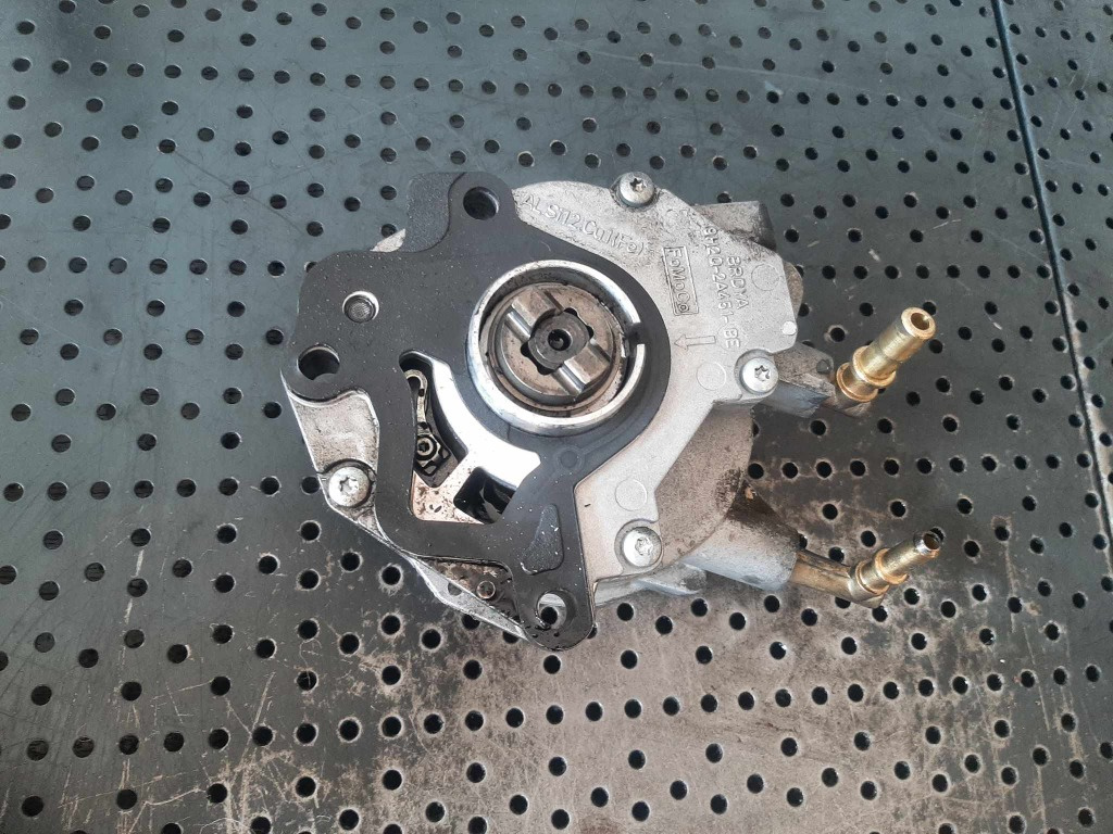 Pompa vacuum 3.0 d 306dt 4x4 land rover range rover sport 2 l494 9h2q-2a451-be