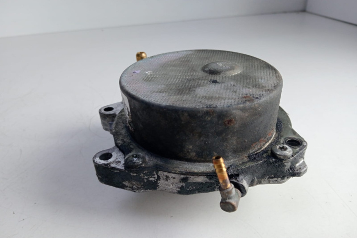Pompa vacuum 55205446 Opel Astra J [2009 - 2012]