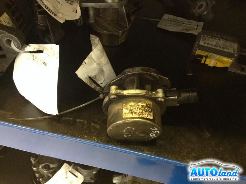 Pompa Vacuum 8200327149 1.5 DCI Renault CLIO II BB0/1/2 ,CB0/1/2 1998