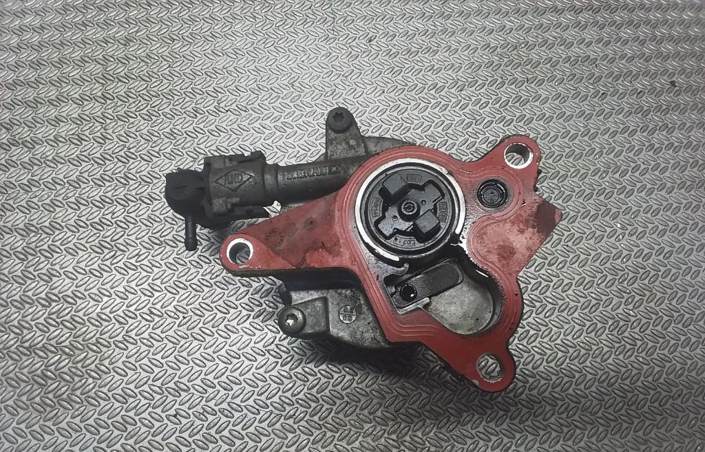 Pompa vacuum 8200781547 Nissan Primastar 2.0 DCI an fab. 2006 - 2014