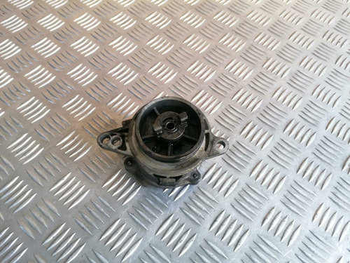 Pompa vacuum 96110885 BMW Seria 3 E46 2.0 D an fab. 2001 - 2005