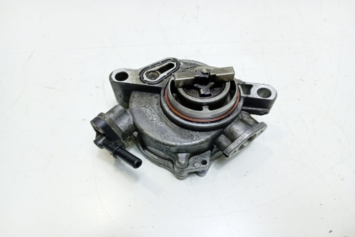 Pompa vacuum 9684786780 Volvo V50 [2003 - 2011]