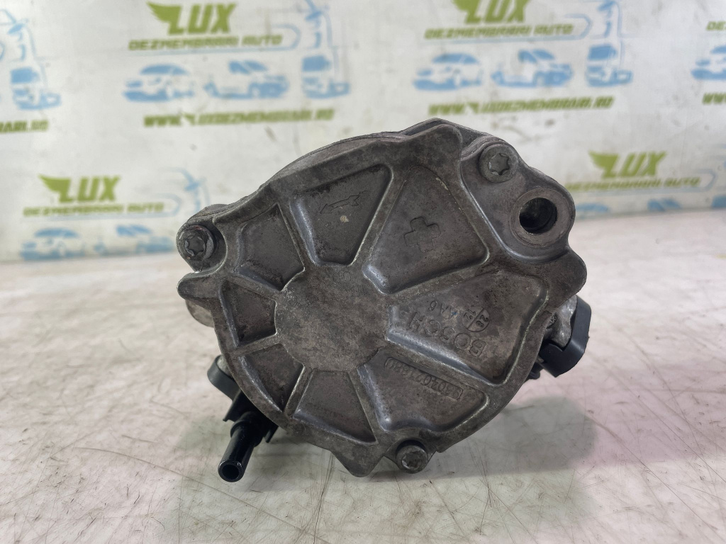 Pompa vacuum 9804021880 1.6 d D4162T Volvo V40 2 [2012 - 2016] 1.6 d D4162T