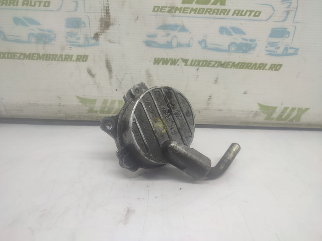 Pompa vacuum a61123001652.2 cdi 611.980 Mercedes-Benz Vito W638 [1996 - 2003] 2.2 cdi 611.980