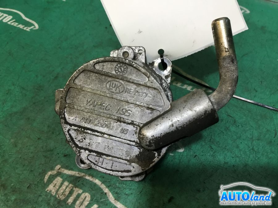 Pompa Vacuum A61123065 2.2 CDI Mercedes-Benz VITO bus 638 1996-2003