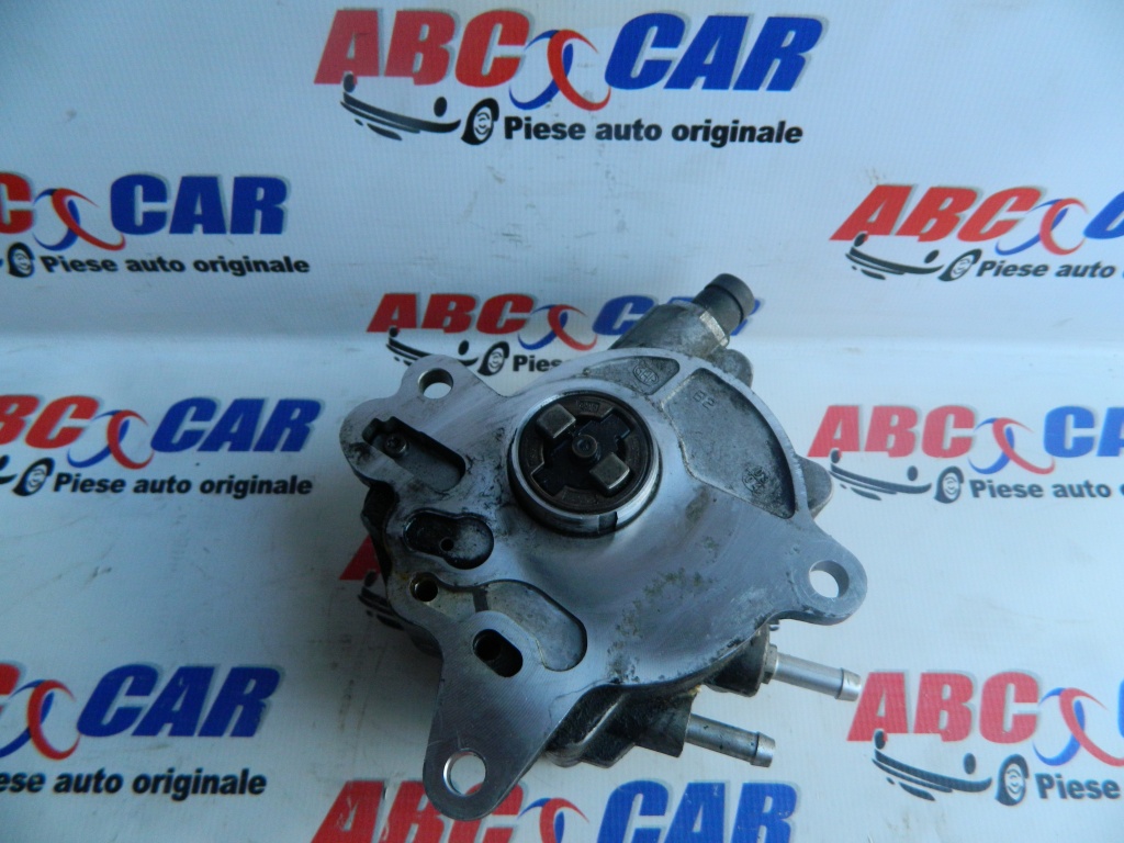 Pompa vacuum Audi A3 2.0 TDI Cod: 03G145209