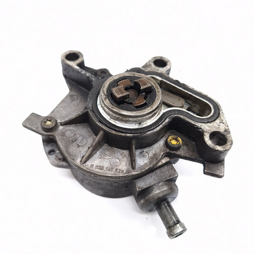 Pompa Vacuum Audi A3 (8L1) 1996-2003 1.9 Tdi Agr Motorina 038145101A, 038145229, R038145229 Pierburg
