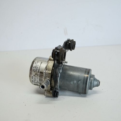 Pompa vacuum Audi A3 8P 1.6i 102 cai cod piesa : 1K0612181F