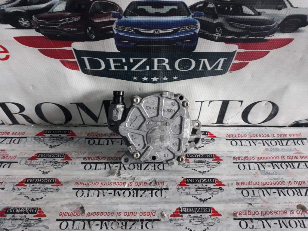 Pompa vacuum Audi A3 8P 2.0 TDI 140 cai motor CBAB cod piesa : 03L145100
