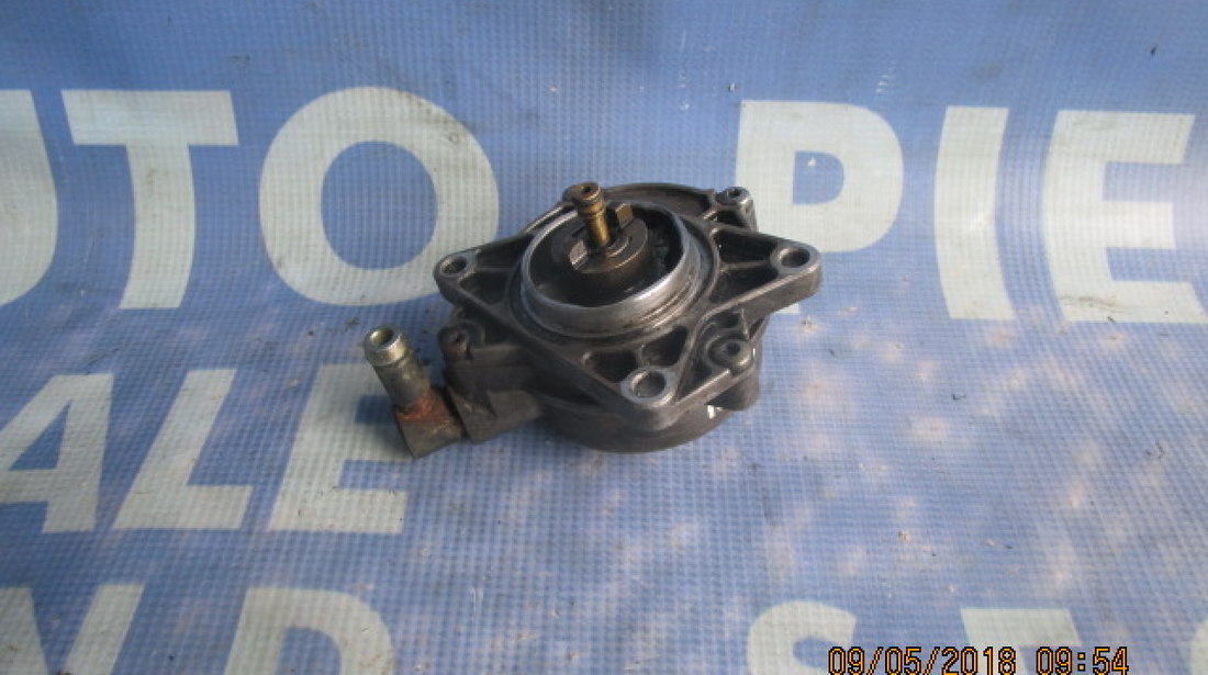 Pompa vacuum Audi A4 2.5tdi Quattro ; 7221850