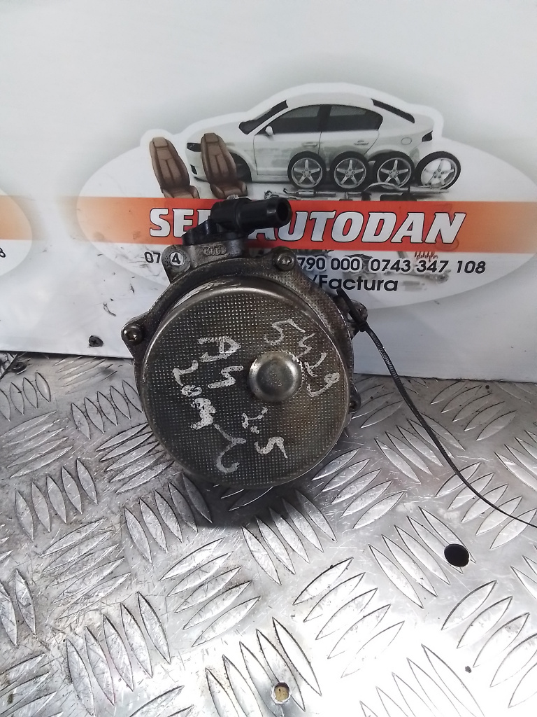 Pompa vacuum Audi A4 (2001-2004) [8E2, B6] 2.5 Motorina 2003, 057145100K