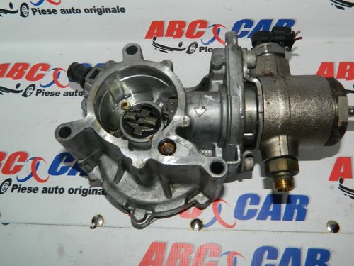 Pompa vacuum Audi A4 8K 2.0 TSI cod: 06J145100G model 2012