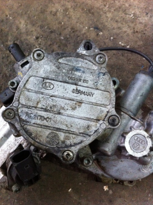 Pompa vacuum Audi A4 B6 [2000 - 2005] Avant wagon 5-usi 2.0 FSI MT (150 hp) 2.0 FSI AWA