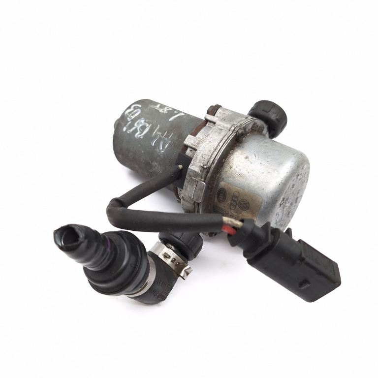 Pompa Vacuum Audi A4 B6 (8E) 2000-2004 1.8 T Avj Benzina 8E0927317, Hlo00844000, 0611020662 Hella