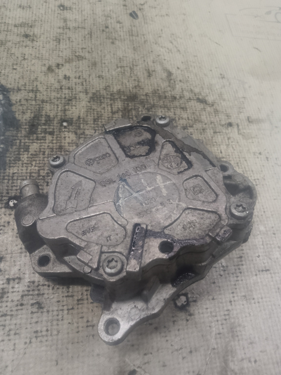 Pompa vacuum Audi A4 B7 2007, 03L145100