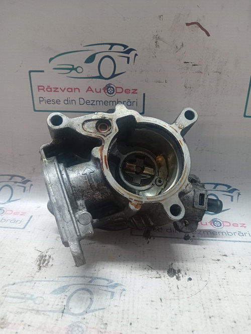 Pompa vacuum Audi A4 B8 2011, 06J145100C