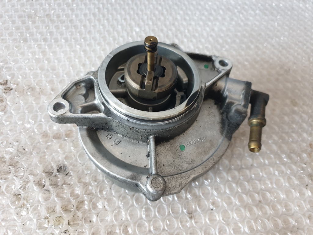 Pompa vacuum audi a4 b8 a5 q5 q7 2.7 tdi cgk 059145100h